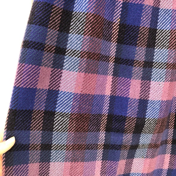 SOLD Vintage Skirt - Picture 2 of 6